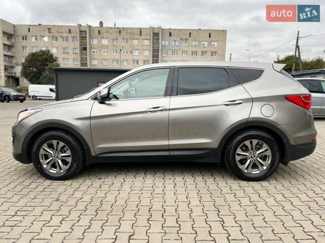 Серый Хендай Санта Фе, объемом двигателя 2.36 л и пробегом 189 тыс. км за 12800 $, фото 5 на Automoto.ua