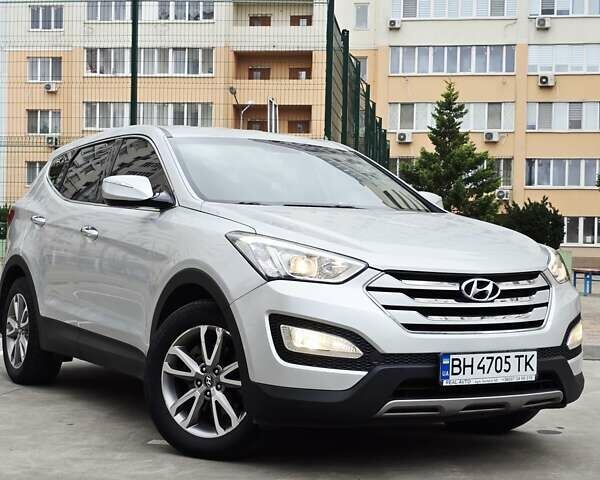Серый Хендай Санта Фе, объемом двигателя 2.2 л и пробегом 180 тыс. км за 17199 $, фото 18 на Automoto.ua