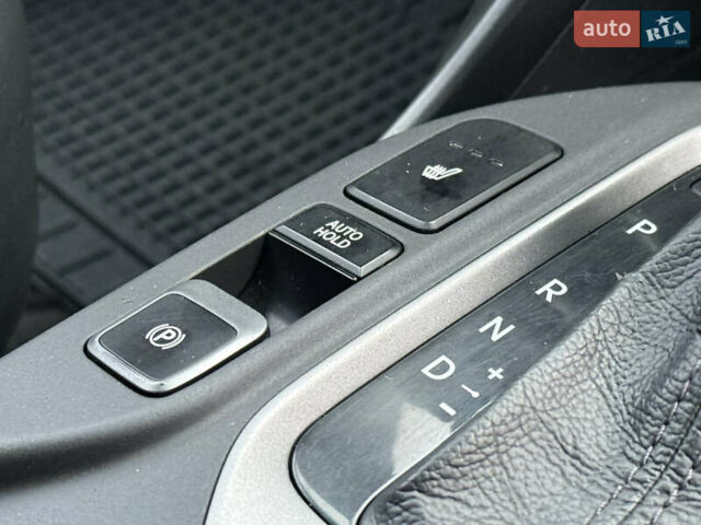 Сірий Хендай Санта Фе, об'ємом двигуна 2.2 л та пробігом 183 тис. км за 16999 $, фото 64 на Automoto.ua