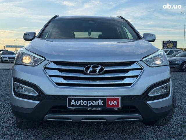 Серый Хендай Санта Фе, объемом двигателя 2.4 л и пробегом 173 тыс. км за 12390 $, фото 2 на Automoto.ua