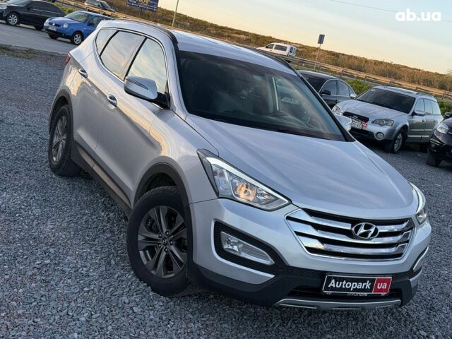 Серый Хендай Санта Фе, объемом двигателя 2.4 л и пробегом 173 тыс. км за 12390 $, фото 3 на Automoto.ua