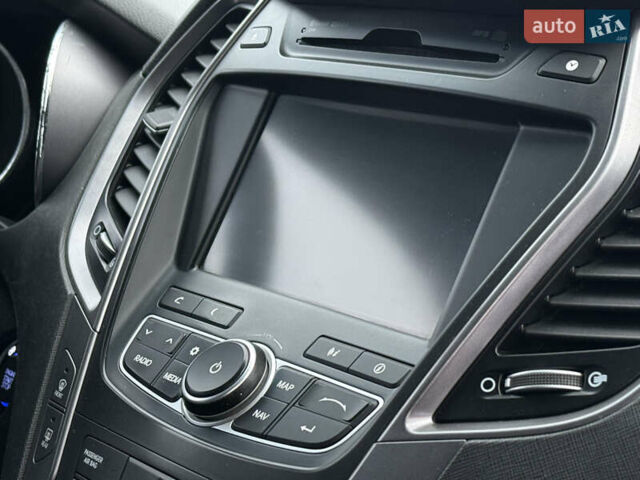 Сірий Хендай Санта Фе, об'ємом двигуна 2.2 л та пробігом 183 тис. км за 16999 $, фото 50 на Automoto.ua