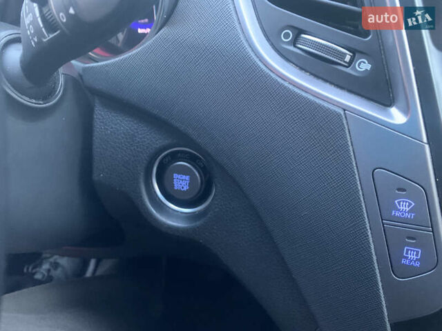 Серый Хендай Санта Фе, объемом двигателя 2.2 л и пробегом 177 тыс. км за 18700 $, фото 43 на Automoto.ua