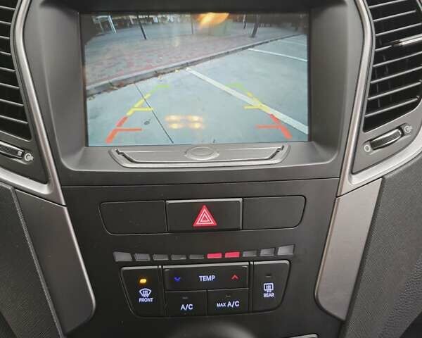 Серый Хендай Санта Фе, объемом двигателя 2.2 л и пробегом 180 тыс. км за 17199 $, фото 39 на Automoto.ua