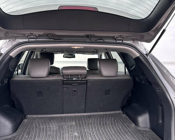 Серый Хендай Санта Фе, объемом двигателя 2 л и пробегом 190 тыс. км за 14000 $, фото 52 на Automoto.ua