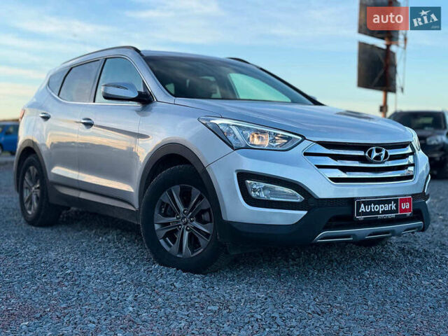 Хендай Санта Фе 2013 в Львове на Automoto.ua Серый Хендай Санта Фе, объемом двигателя 2.4 л и пробегом 173 тыс. км за 12390 $, фото 1 на Automoto.ua