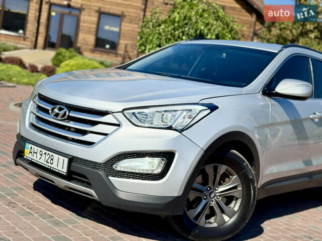 Серый Хендай Санта Фе, объемом двигателя 2.2 л и пробегом 290 тыс. км за 13700 $, фото 8 на Automoto.ua