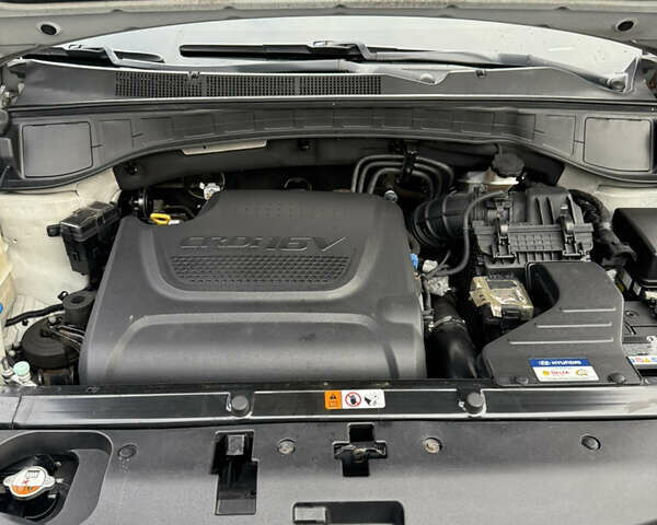 Сірий Хендай Санта Фе, об'ємом двигуна 0 л та пробігом 165 тис. км за 16000 $, фото 10 на Automoto.ua