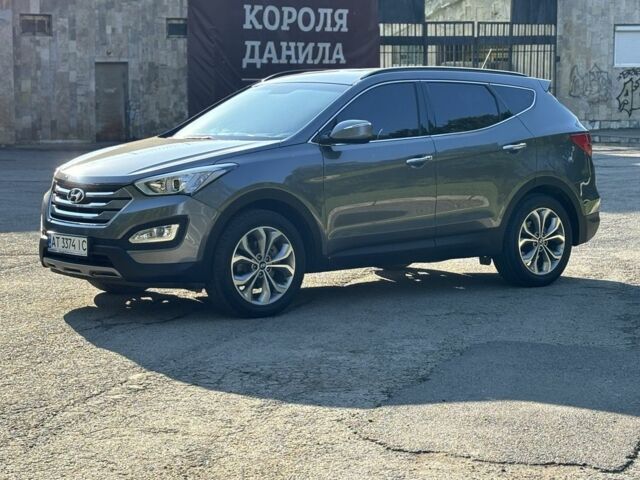 Серый Хендай Санта Фе, объемом двигателя 2 л и пробегом 228 тыс. км за 16400 $, фото 2 на Automoto.ua