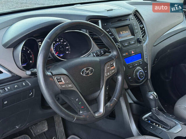 Хендай Санта Фе 2013 в Львове на Automoto.ua Серый Хендай Санта Фе, объемом двигателя 2.4 л и пробегом 173 тыс. км за 12390 $, фото 12 на Automoto.ua