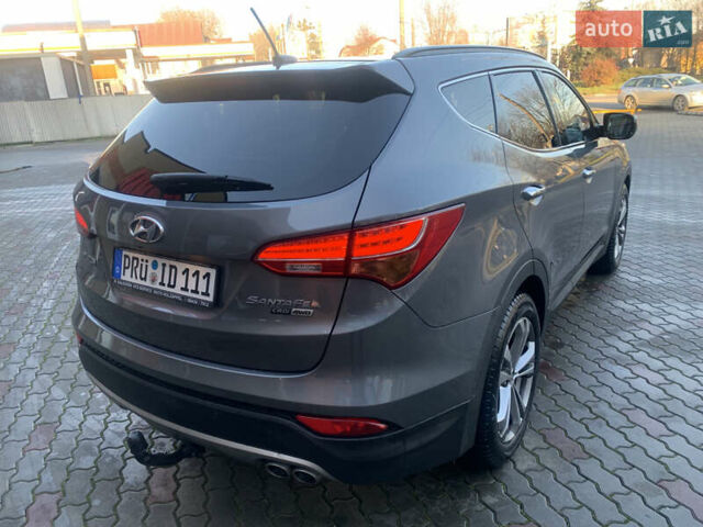 Серый Хендай Санта Фе, объемом двигателя 2.2 л и пробегом 177 тыс. км за 18700 $, фото 13 на Automoto.ua