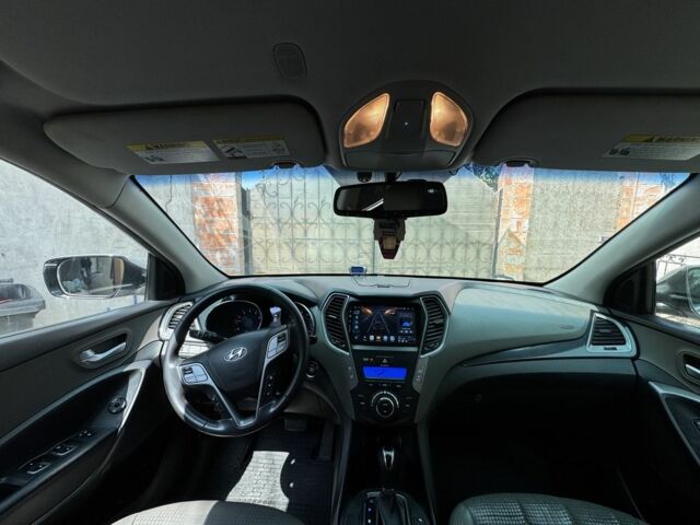 Сірий Хендай Санта Фе, об'ємом двигуна 2.4 л та пробігом 156 тис. км за 10350 $, фото 20 на Automoto.ua