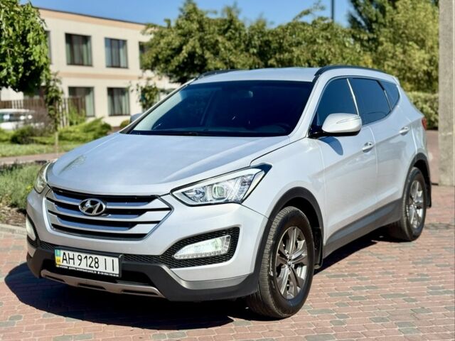 Сірий Хендай Санта Фе, об'ємом двигуна 2.2 л та пробігом 279 тис. км за 14400 $, фото 3 на Automoto.ua