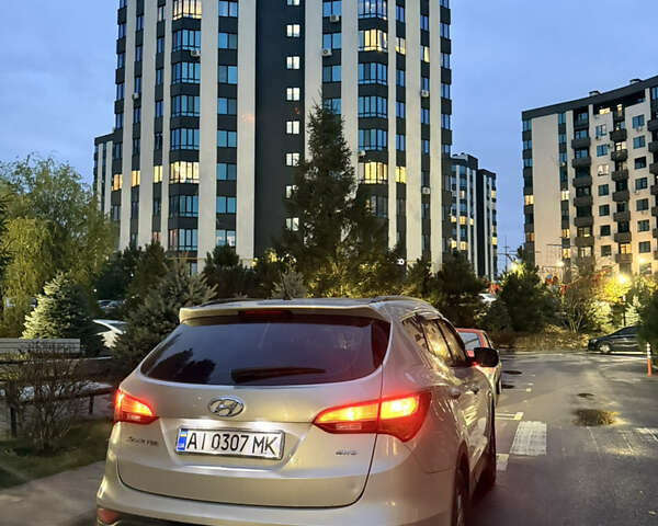 Серый Хендай Санта Фе, объемом двигателя 2.36 л и пробегом 227 тыс. км за 13900 $, фото 1 на Automoto.ua