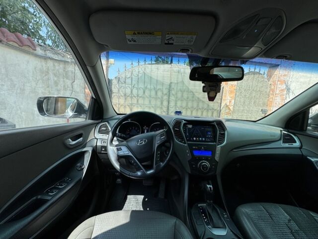 Сірий Хендай Санта Фе, об'ємом двигуна 2.4 л та пробігом 156 тис. км за 10350 $, фото 7 на Automoto.ua