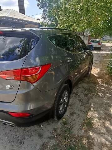 Сірий Хендай Санта Фе, об'ємом двигуна 2.2 л та пробігом 150 тис. км за 16899 $, фото 2 на Automoto.ua