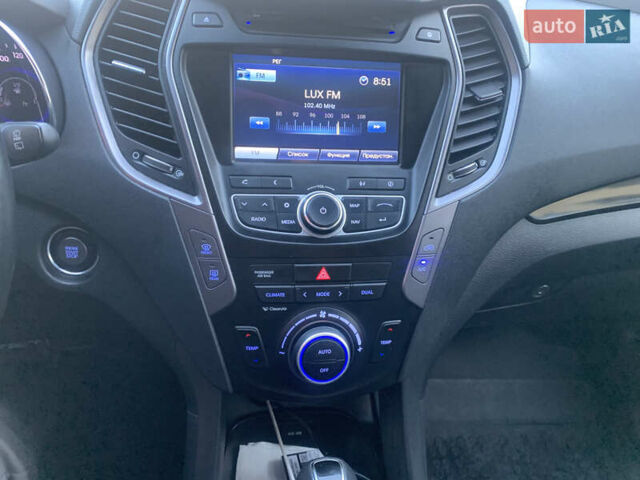 Серый Хендай Санта Фе, объемом двигателя 2.2 л и пробегом 177 тыс. км за 18700 $, фото 44 на Automoto.ua