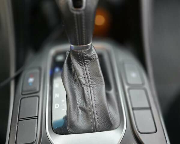 Серый Хендай Санта Фе, объемом двигателя 2.2 л и пробегом 180 тыс. км за 17199 $, фото 38 на Automoto.ua