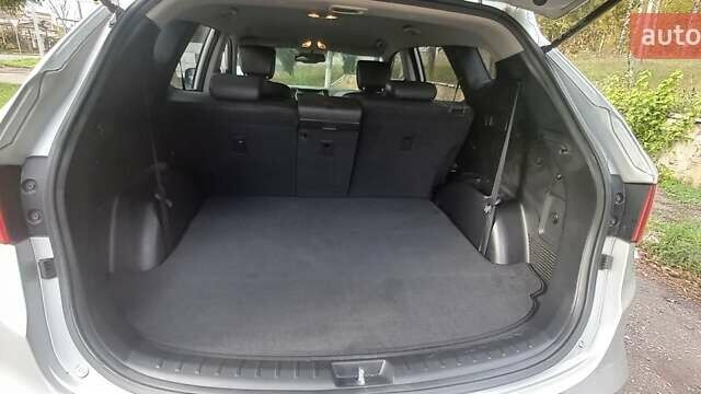 Хендай Санта Фе 2013 в Могилев-Подольском на Automoto.ua Серый Хендай Санта Фе, объемом двигателя 2.2 л и пробегом 209 тыс. км за 17600 $, фото 23 на Automoto.ua