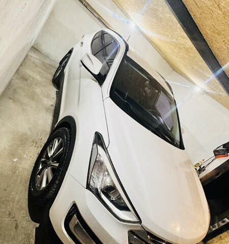 Серый Хендай Санта Фе, объемом двигателя 2 л и пробегом 190 тыс. км за 16700 $, фото 1 на Automoto.ua