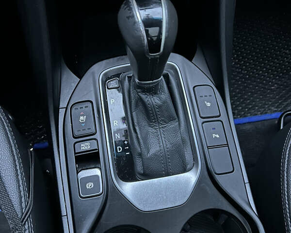 Сірий Хендай Санта Фе, об'ємом двигуна 2.2 л та пробігом 192 тис. км за 18500 $, фото 13 на Automoto.ua