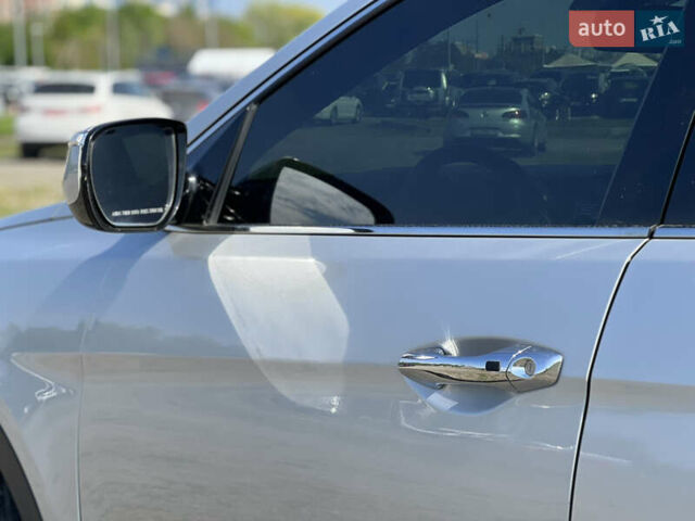 Сірий Хендай Санта Фе, об'ємом двигуна 2 л та пробігом 209 тис. км за 17900 $, фото 8 на Automoto.ua