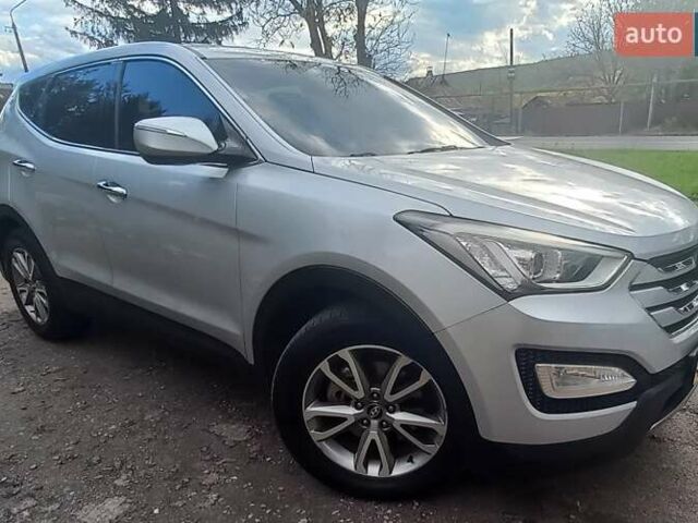 Хендай Санта Фе 2013 в Могилев-Подольском на Automoto.ua Серый Хендай Санта Фе, объемом двигателя 2.2 л и пробегом 209 тыс. км за 17600 $, фото 10 на Automoto.ua