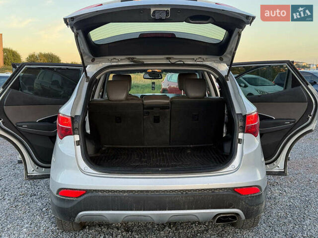 Хендай Санта Фе 2013 в Львове на Automoto.ua Серый Хендай Санта Фе, объемом двигателя 2.4 л и пробегом 173 тыс. км за 12390 $, фото 24 на Automoto.ua