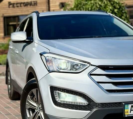 Хендай Санта Фе 2013 в Павлограде на Automoto.ua Серый Хендай Санта Фе, объемом двигателя 2.2 л и пробегом 279 тыс. км за 14400 $, фото 10 на Automoto.ua