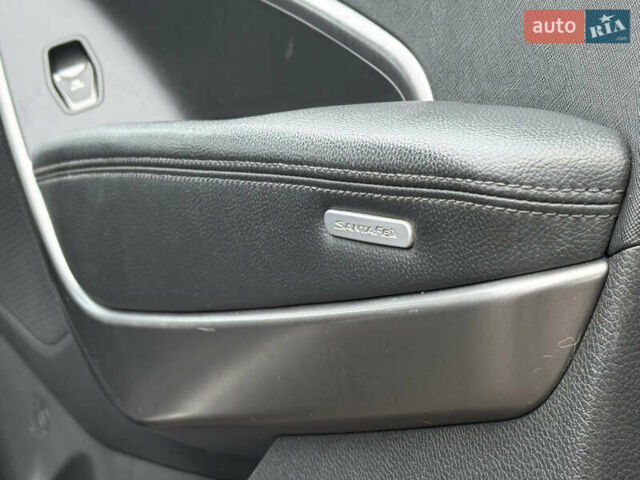 Сірий Хендай Санта Фе, об'ємом двигуна 2.2 л та пробігом 183 тис. км за 16999 $, фото 47 на Automoto.ua