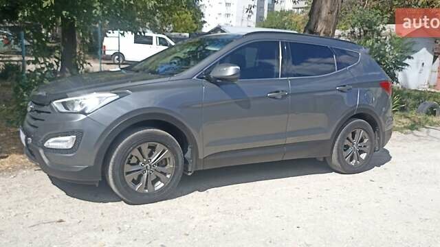 Сірий Хендай Санта Фе, об'ємом двигуна 2.2 л та пробігом 150 тис. км за 16899 $, фото 8 на Automoto.ua