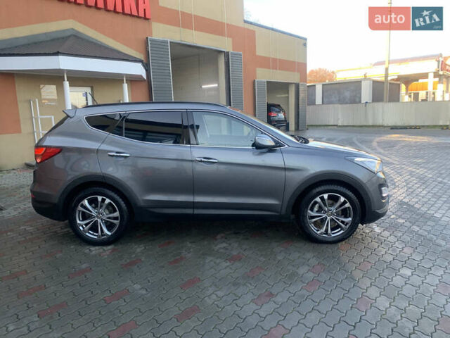 Серый Хендай Санта Фе, объемом двигателя 2.2 л и пробегом 177 тыс. км за 18700 $, фото 2 на Automoto.ua