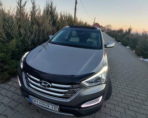 Сірий Хендай Санта Фе, об'ємом двигуна 2 л та пробігом 161 тис. км за 16500 $, фото 9 на Automoto.ua