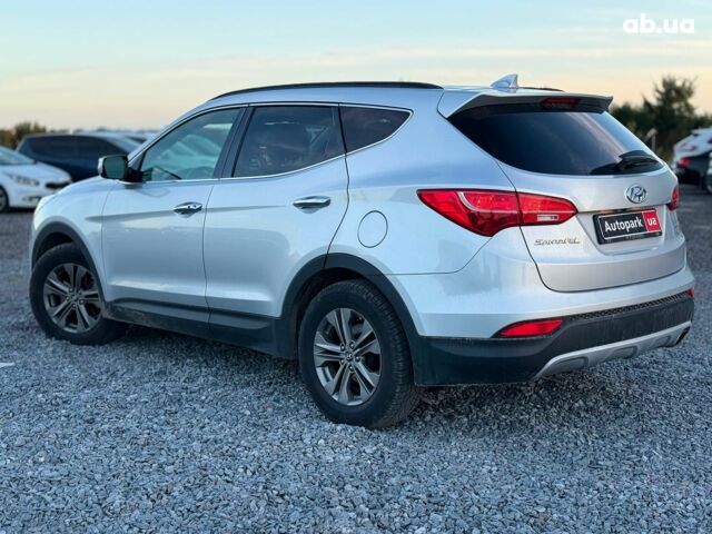 Серый Хендай Санта Фе, объемом двигателя 2.4 л и пробегом 173 тыс. км за 12390 $, фото 8 на Automoto.ua