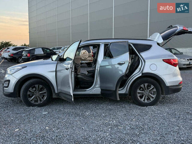 Хендай Санта Фе 2013 в Львове на Automoto.ua Серый Хендай Санта Фе, объемом двигателя 2.4 л и пробегом 173 тыс. км за 12390 $, фото 25 на Automoto.ua