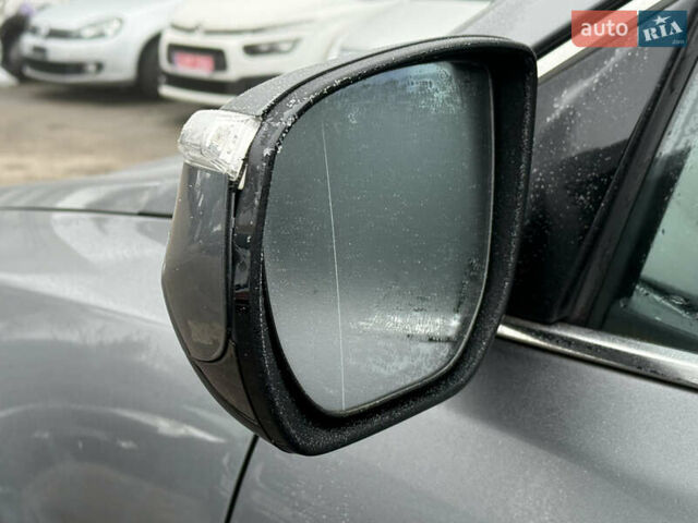 Сірий Хендай Санта Фе, об'ємом двигуна 2.2 л та пробігом 183 тис. км за 16999 $, фото 20 на Automoto.ua