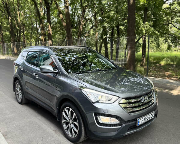 Сірий Хендай Санта Фе, об'ємом двигуна 2.36 л та пробігом 150 тис. км за 14900 $, фото 2 на Automoto.ua