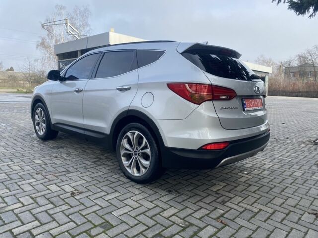 Серый Хендай Санта Фе, объемом двигателя 2 л и пробегом 174 тыс. км за 17990 $, фото 4 на Automoto.ua