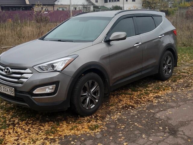 Серый Хендай Санта Фе, объемом двигателя 2.4 л и пробегом 147 тыс. км за 14700 $, фото 5 на Automoto.ua