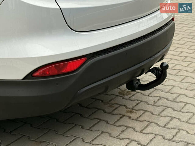 Сірий Хендай Санта Фе, об'ємом двигуна 2.2 л та пробігом 185 тис. км за 17750 $, фото 23 на Automoto.ua