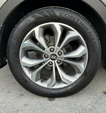 Серый Хендай Санта Фе, объемом двигателя 2.2 л и пробегом 96 тыс. км за 22000 $, фото 29 на Automoto.ua