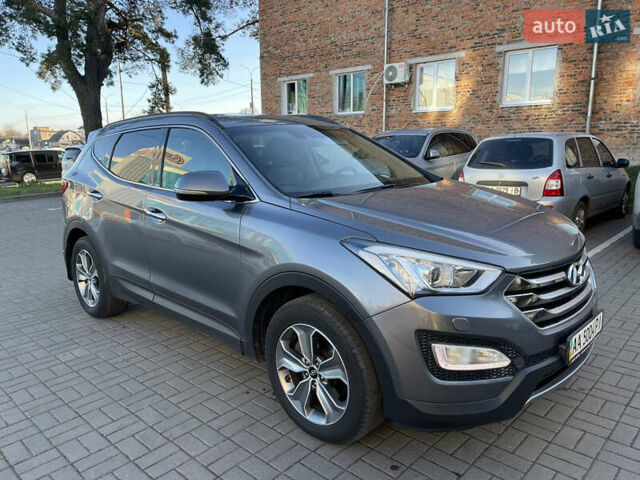 Серый Хендай Санта Фе, объемом двигателя 2.2 л и пробегом 203 тыс. км за 16500 $, фото 4 на Automoto.ua