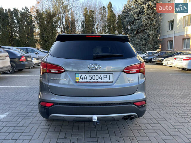 Серый Хендай Санта Фе, объемом двигателя 2.2 л и пробегом 203 тыс. км за 16500 $, фото 7 на Automoto.ua