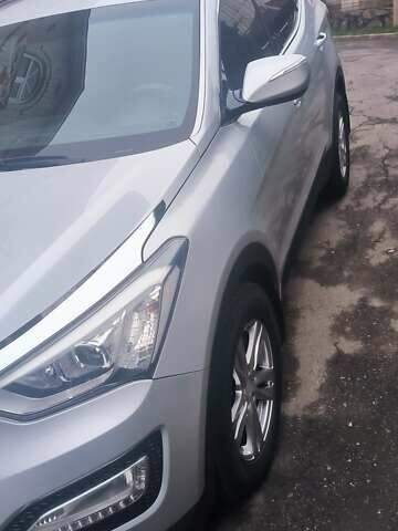 Серый Хендай Санта Фе, объемом двигателя 2.2 л и пробегом 127 тыс. км за 18000 $, фото 1 на Automoto.ua