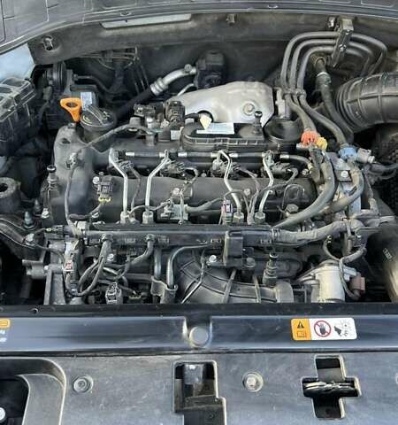 Серый Хендай Санта Фе, объемом двигателя 2.2 л и пробегом 96 тыс. км за 22000 $, фото 31 на Automoto.ua