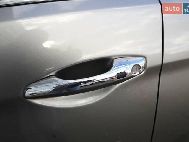 Серый Хендай Санта Фе, объемом двигателя 2.36 л и пробегом 144 тыс. км за 15600 $, фото 28 на Automoto.ua