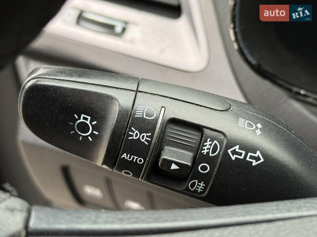 Серый Хендай Санта Фе, объемом двигателя 2.2 л и пробегом 185 тыс. км за 17999 $, фото 60 на Automoto.ua