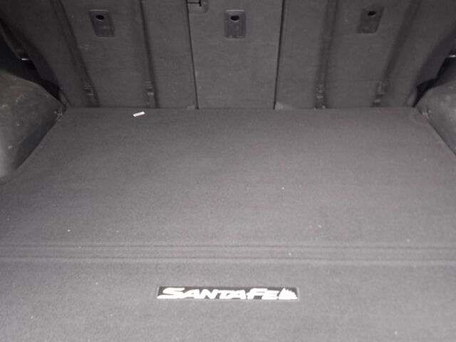 Серый Хендай Санта Фе, объемом двигателя 2.4 л и пробегом 147 тыс. км за 14700 $, фото 15 на Automoto.ua