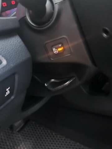 Серый Хендай Санта Фе, объемом двигателя 2.2 л и пробегом 127 тыс. км за 18000 $, фото 17 на Automoto.ua