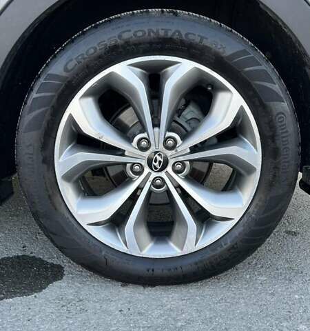 Серый Хендай Санта Фе, объемом двигателя 2.2 л и пробегом 96 тыс. км за 22000 $, фото 27 на Automoto.ua